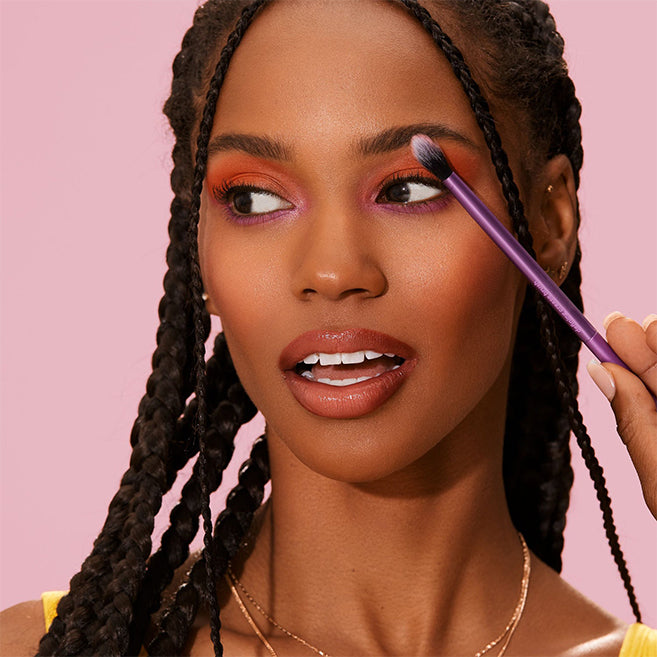 REAL TECHNIQUES EYE SHADE + BLEND (New Design)